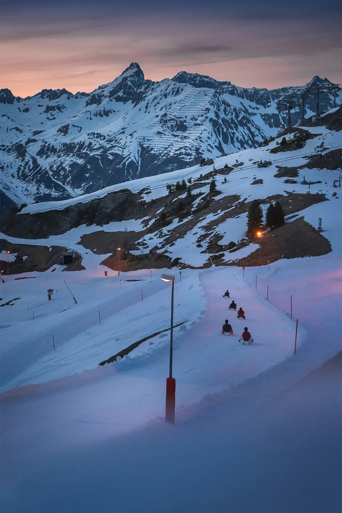Chalet-Ischgl_Winteraktiv_0009_2022-Ischgl-Nachtrodeln-Mitteregger-15